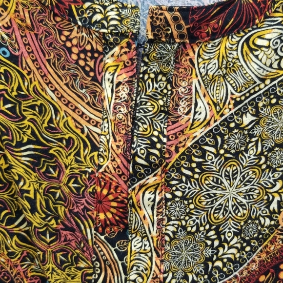 Bundle 3/$20 westbound 1X EUC top - Picture 6 of 7